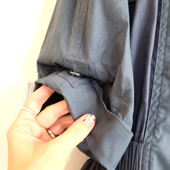 Rebecca Minkoff Gray Hidden Button/ Zip up Top | L - Picture 3 of 9